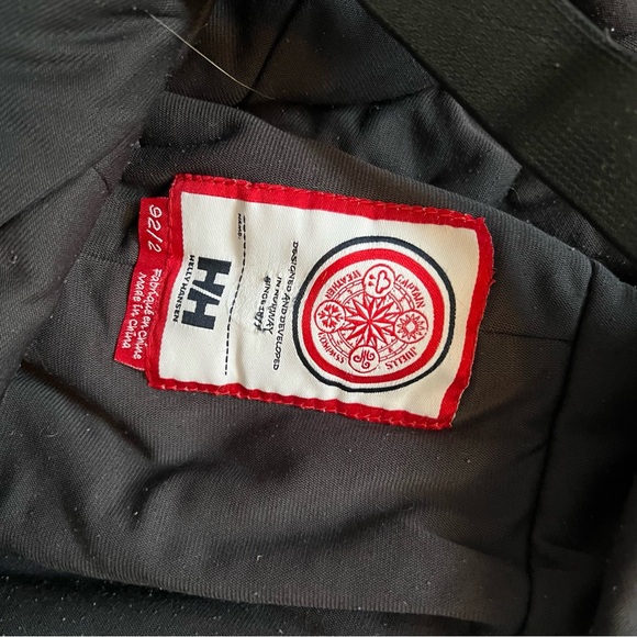 Helly Hansen Striped Ski Jacket & Bib Set - Picture 13 of 16